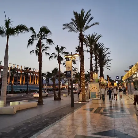 Beachfront No 3 With Fantastic Sea-view, Heated Pool, Close To The Sea * بلايا ذي لاس أميريكاس