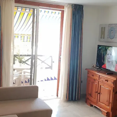 Beachfront No 3 With Fantastic Sea-view, Heated Pool, Close To The Sea بلايا ذي لاس أميريكاس